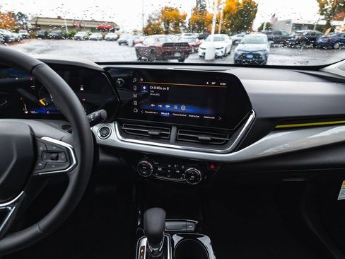 New 2026 Chevrolet Trax LT image 16