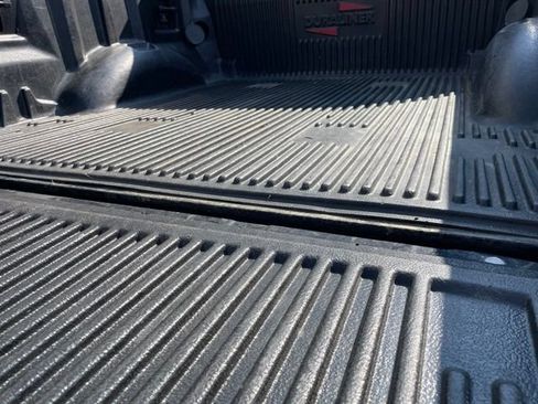 Used 2019 Ford F150 Lariat w/ Trailer Tow Package AWD/4WD image 57