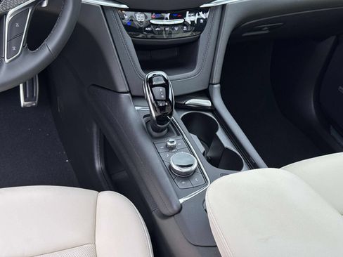 New 2026 Cadillac XT5 Sportv AWD/4WD image 23