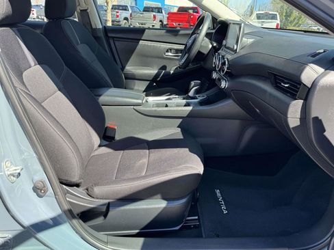 Used 2024 Nissan Sentra SV image 15