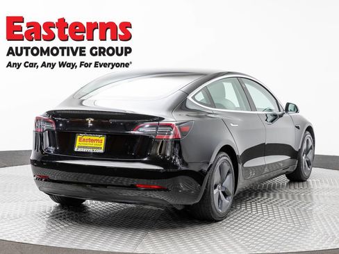 Used 2020 Tesla Model 3 Standard Range RWD image 5