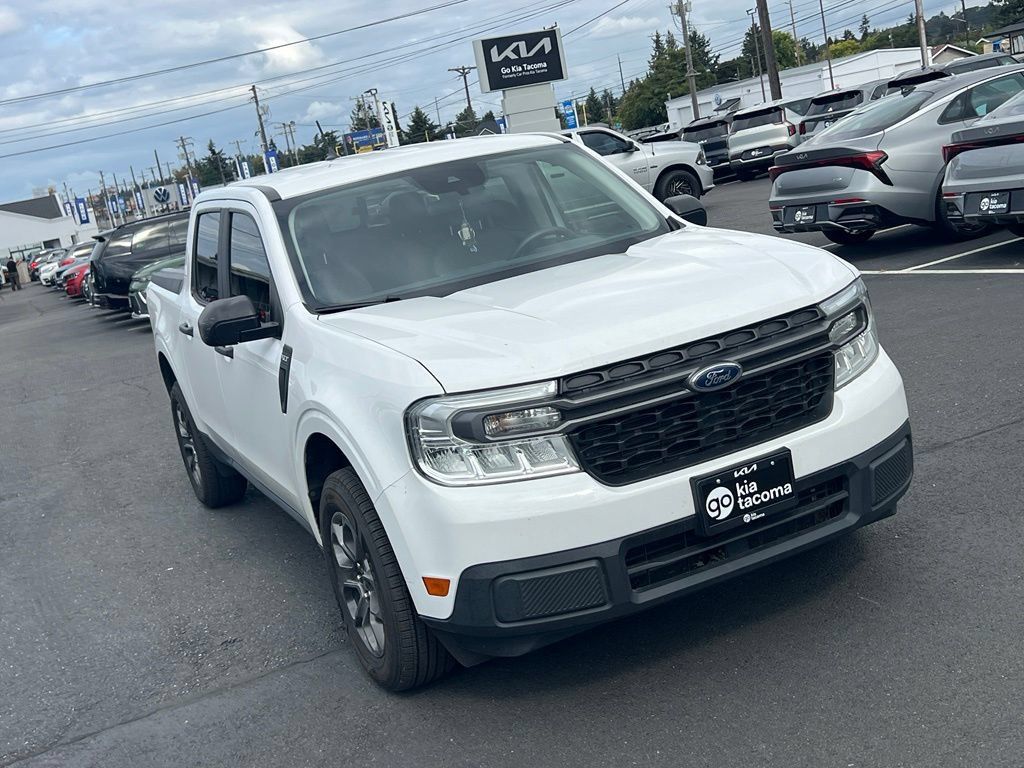 Used 2022 Ford Maverick XLT FWD image 7
