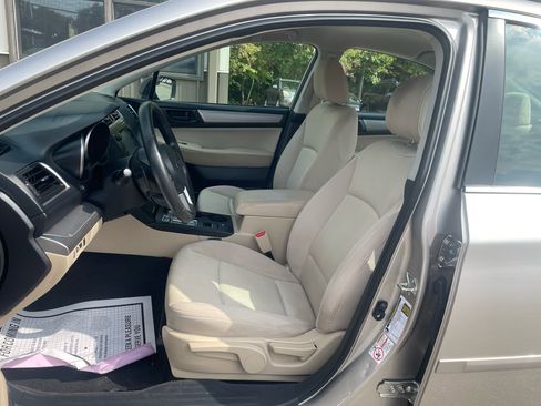 Used 2017 Subaru Legacy 2.5i image 11