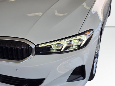 Used 2025 BMW 330i Sedan RWD image 10