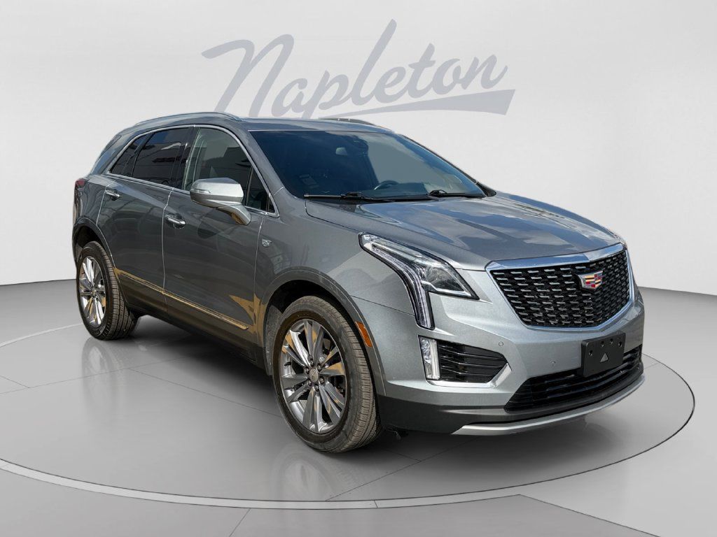 Used 2024 Cadillac XT5 Premium Luxury AWD/4WD image 8
