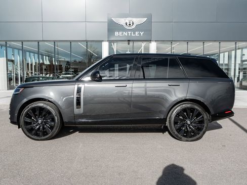 Used 2023 Land Rover Range Rover SV image 5