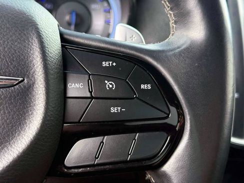 Used 2018 Chrysler 300 S w/ 300S Premium Group AWD/4WD image 25