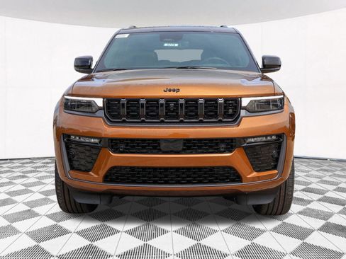 New 2026 Jeep Grand Cherokee L Summit AWD/4WD image 10
