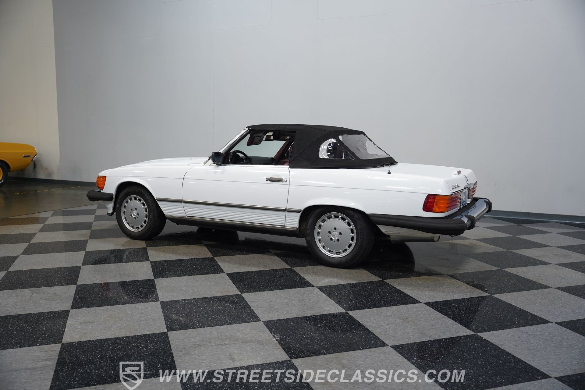 Used 1989 Mercedes-Benz 560 SL image 9