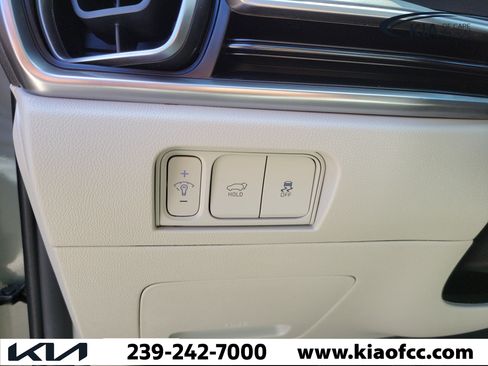 Certified 2024 Kia Sorento X-Line EX AWD/4WD image 25