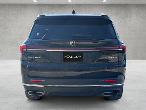 Used 2025 Buick Enclave Preferred w/ Power Package image 17
