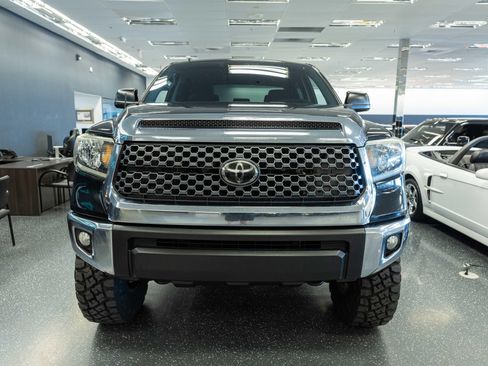 Used 2019 Toyota Tundra SR5 AWD/4WD image 2