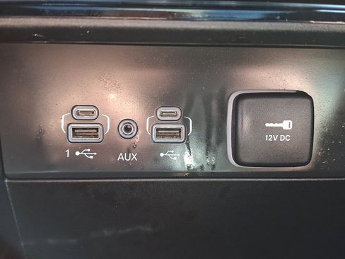 Used 2023 Jeep Grand Cherokee Overland image 24