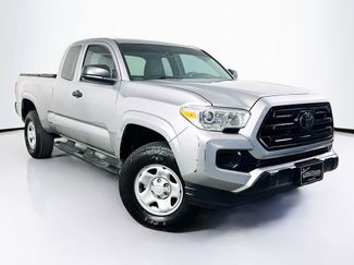 Used 2019 Toyota Tacoma SR video 1