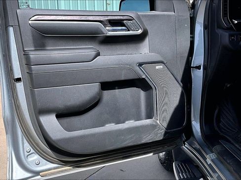 Used 2023 Chevrolet Silverado 1500 LTZ image 20