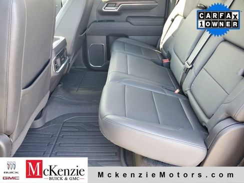 Used 2023 GMC Sierra 1500 SLT w/ SLT Premium Package AWD/4WD image 21