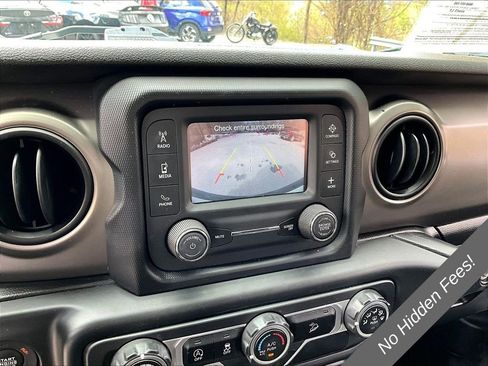 Used 2018 Jeep Wrangler Unlimited Sport S AWD/4WD image 18