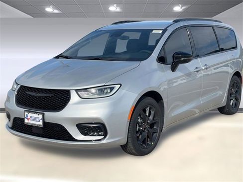 New 2026 Chrysler Pacifica Select image 20