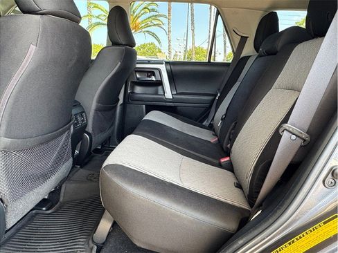 Used 2022 Toyota 4Runner SR5 AWD/4WD image 23