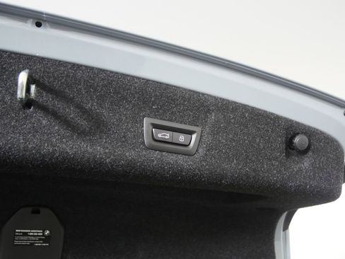 Used 2025 BMW M340i xDrive image 19