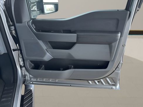 Used 2022 Ford F150 XLT w/ Trailer Tow Package image 30