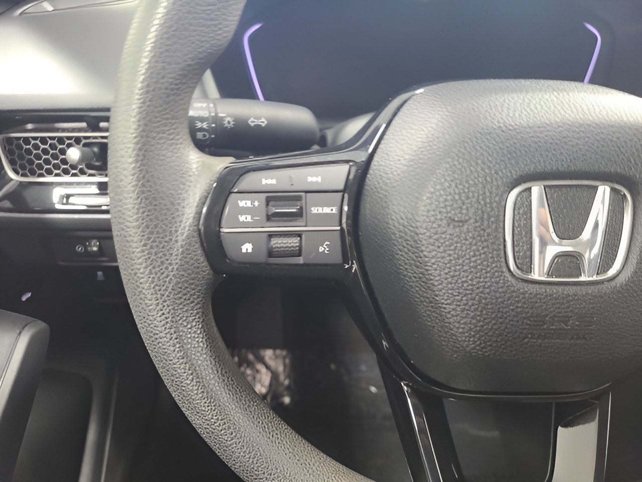 Used 2025 Honda Civic LX image 22
