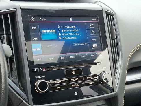 Used 2022 Subaru Crosstrek 2.5i Sport w/ Moonroof Package image 18