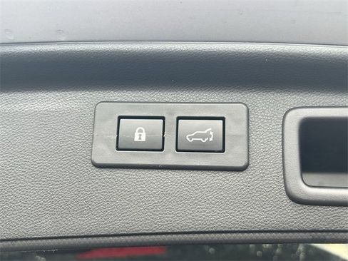 Certified 2024 Subaru Forester Sport image 27