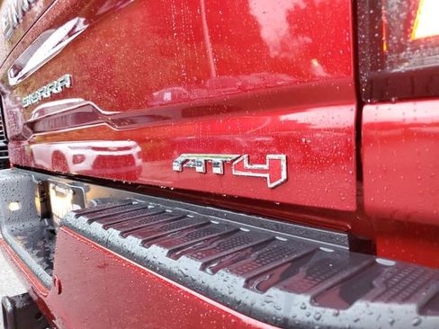 Used 2025 GMC Sierra 2500 AT4 w/ AT4 Premium Plus Package image 8