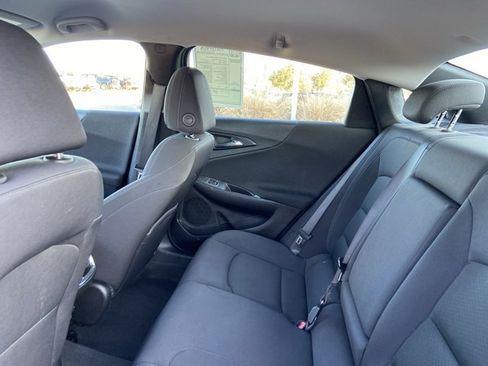 Used 2024 Chevrolet Malibu LT image 16