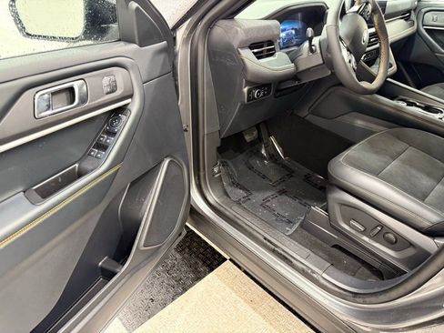 New 2026 Ford Explorer Tremor w/ Tremor Convenience Package image 31