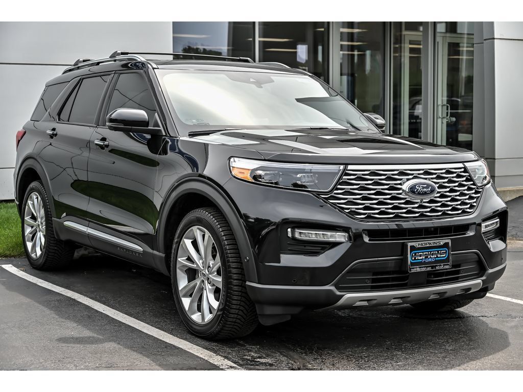 Used 2022 Ford Explorer Platinum w/ Equipment Group 601A AWD/4WD image 9