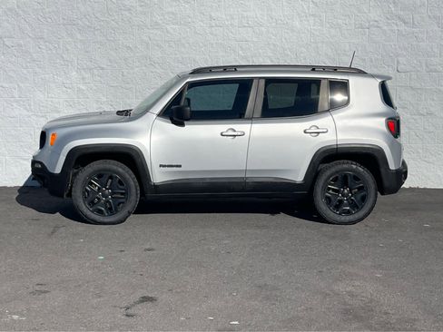 Used 2021 Jeep Renegade Sport image 4