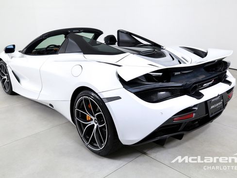 Used 2020 McLaren 720S Performance image 8
