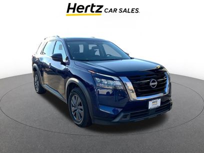 Used 2025 Nissan Pathfinder SV