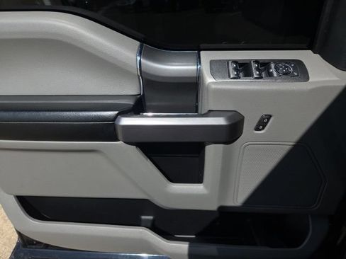 Used 2019 Ford F150 XLT w/ Equipment Group 302A Luxury RWD image 13