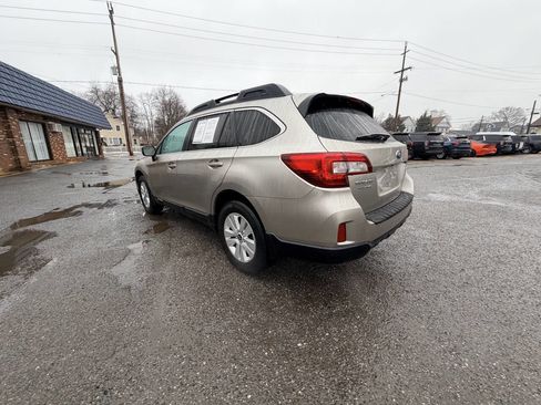 Used 2015 Subaru Outback 2.5i Premium image 42