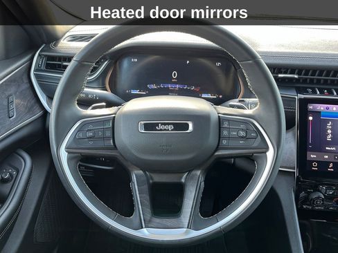 Used 2024 Jeep Grand Cherokee L Limited w/ Luxury Tech Group II image 20