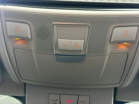 Used 2018 Mercedes-Benz SL 450 image 42