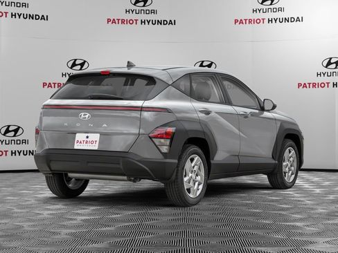 New 2026 Hyundai Kona SE AWD/4WD image 2