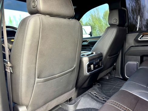 Used 2024 Chevrolet Silverado 3500 High Country w/ High Country Premium Package image 23