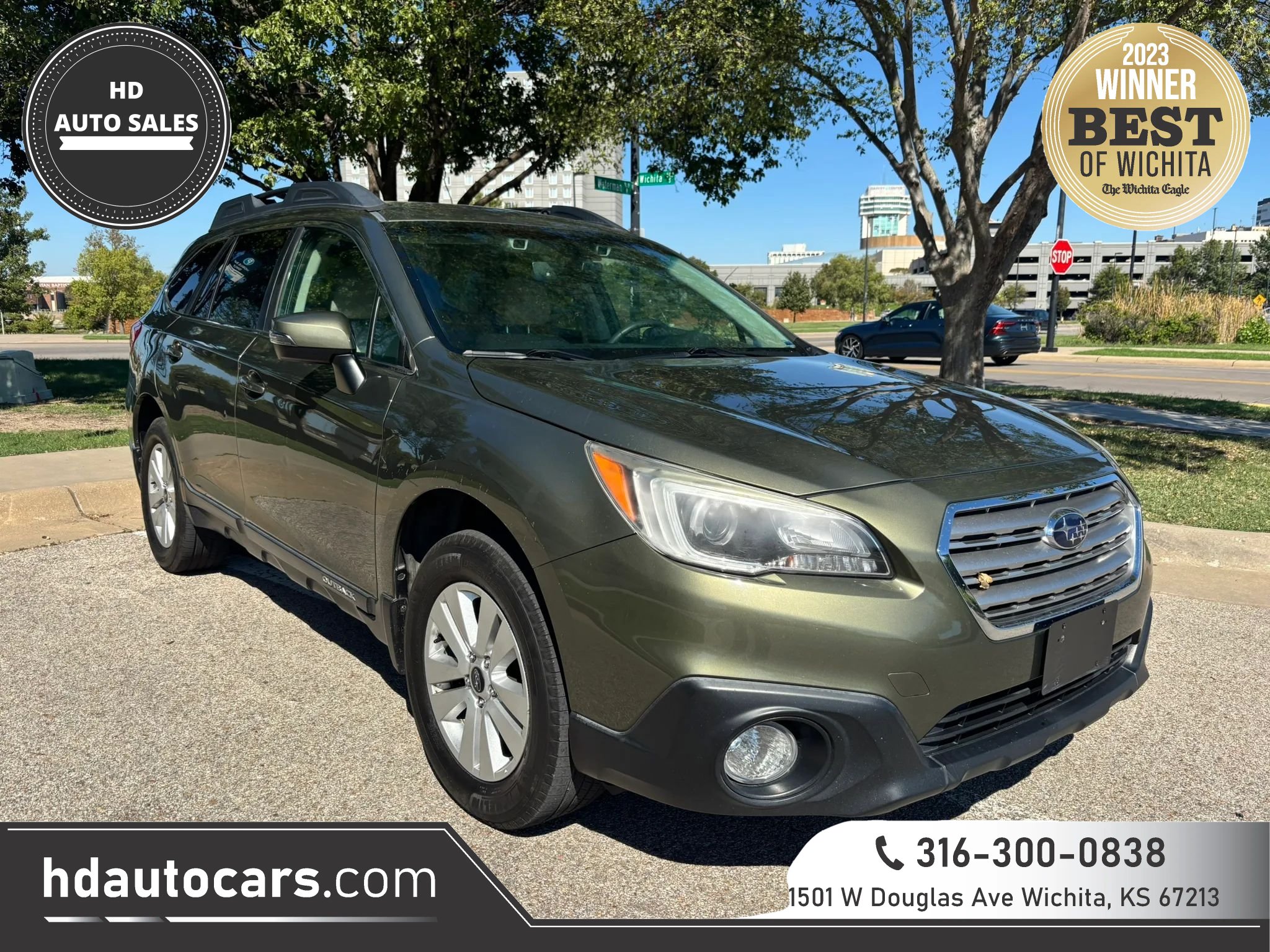 Used 2017 Subaru Outback 2.5i Premium AWD/4WD image 1