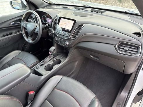 Used 2022 Chevrolet Equinox RS w/ RS Leather Package image 12