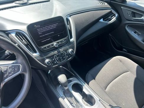 Used 2023 Chevrolet Malibu LT FWD image 28