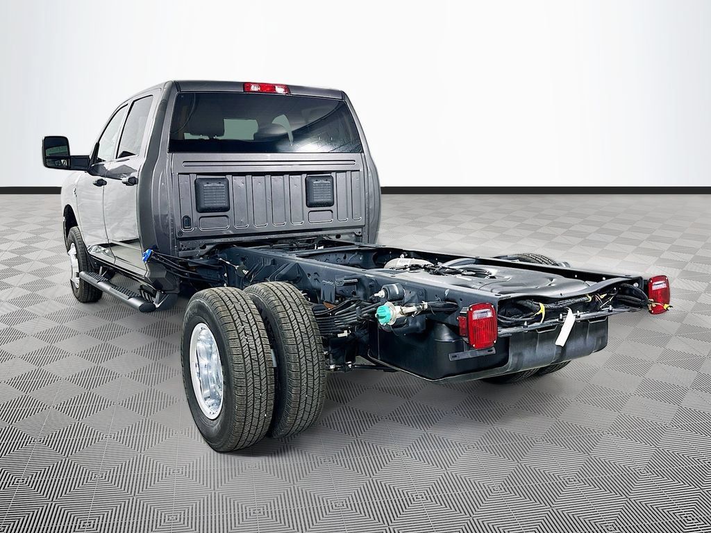 New 2026 RAM 3500 Tradesman w/ Chrome Appearance Group A AWD/4WD image 10
