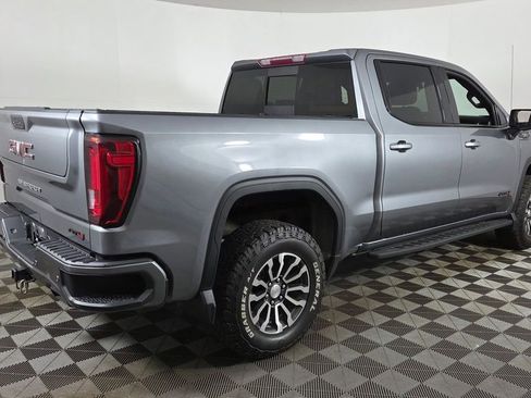 Used 2022 GMC Sierra 1500 AT4 w/ AT4 Carbonpro Edition AWD/4WD image 8