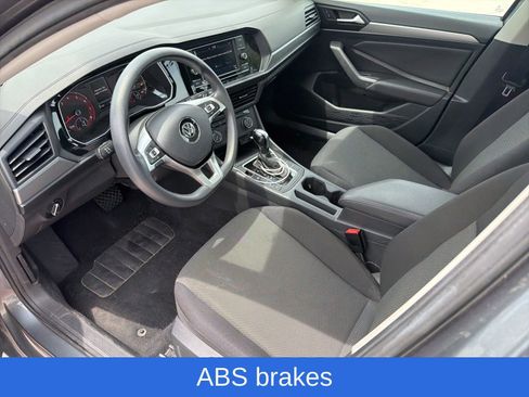 Used 2021 Volkswagen Jetta S FWD image 4