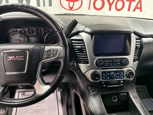 Used 2020 GMC Yukon XL SLT AWD/4WD image 26