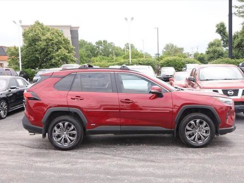 Certified 2025 Toyota RAV4 XLE Premium AWD/4WD image 5