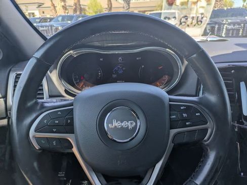 Used 2019 Jeep Grand Cherokee Altitude AWD/4WD image 33